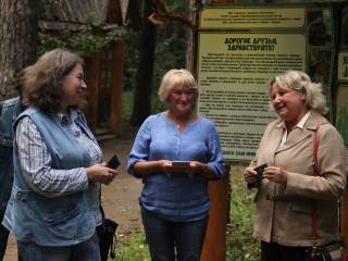 В рамках заседания Русского ботанического общества прошла экологическая экскурсия по Черняевскому лесу
